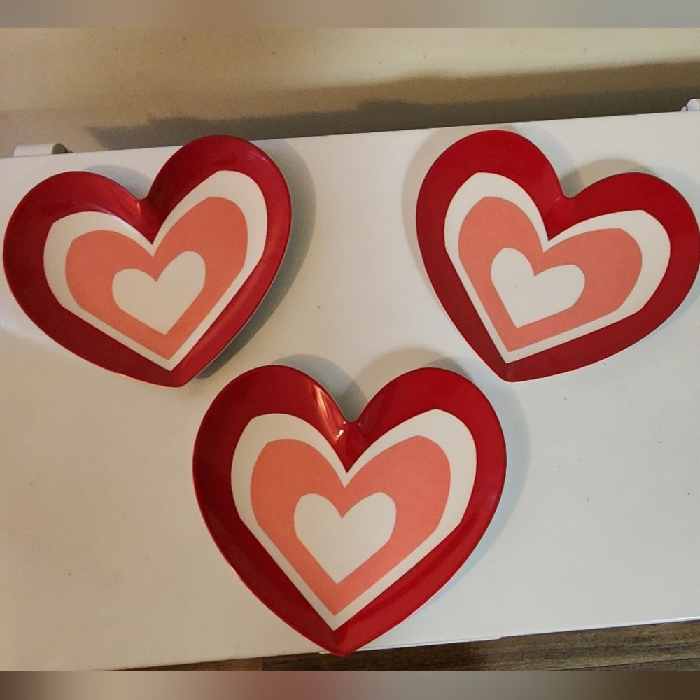 Large 3 piece heart plates